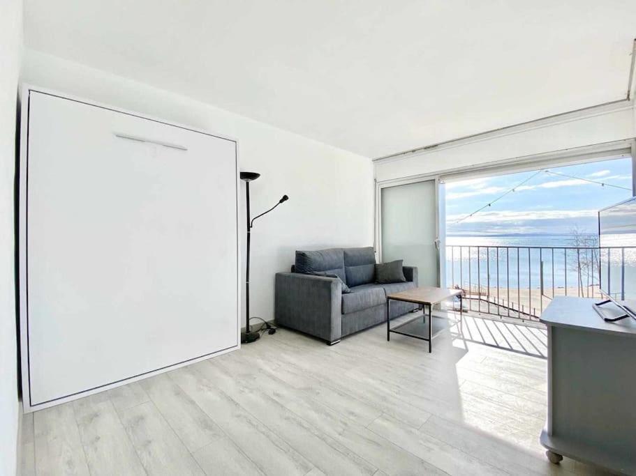 Estudio Frente Al Mar En Roses Con Vistas 外观 照片